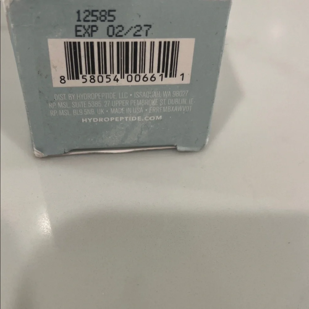 HydroPeptide Calming Mask in Soft Blue - Picture 7 of 10